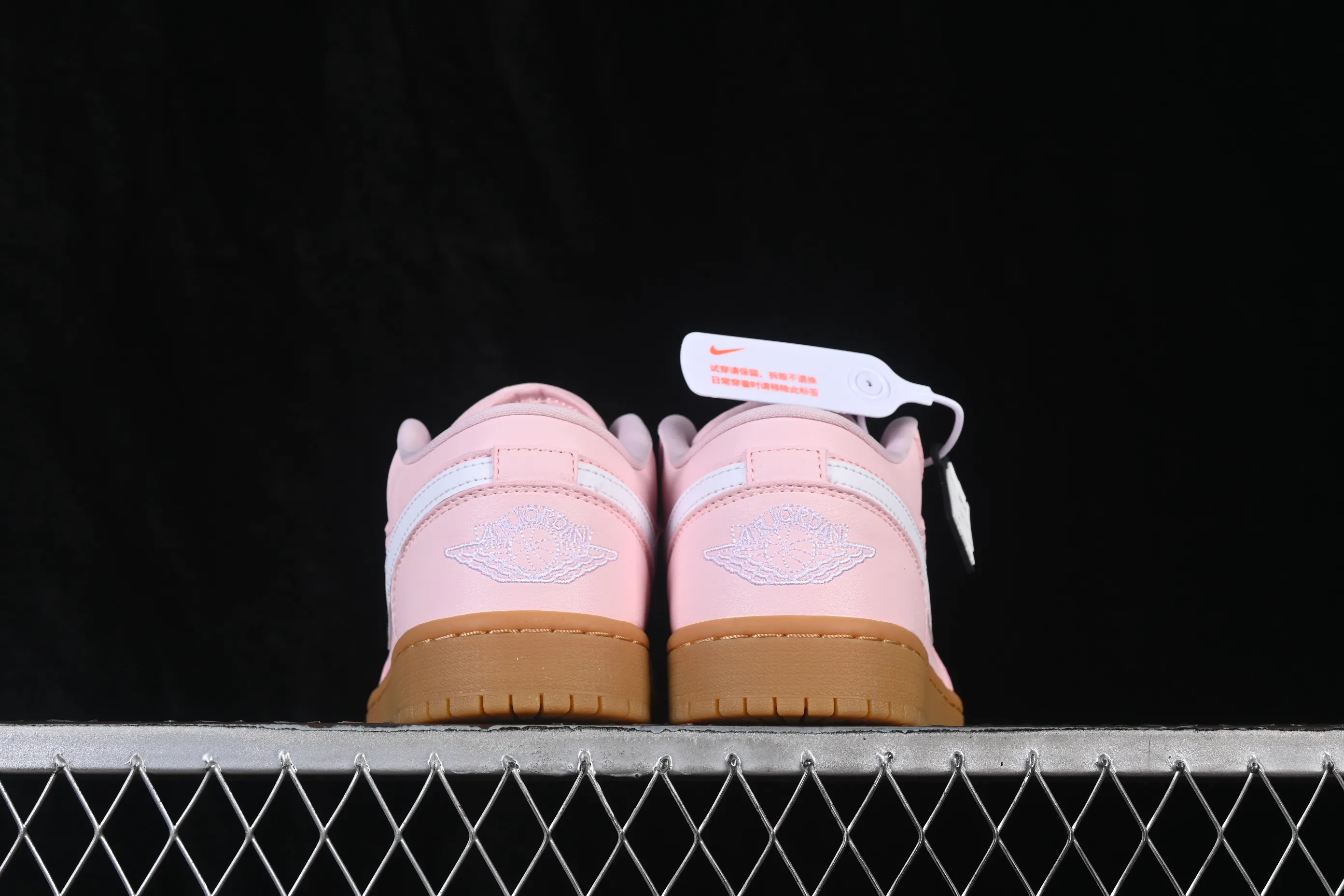 All categories Air Jordan Jordan series basketball shoes Air Jordan 1 Low Air Jordan 1 Low AJ1 Joe 1 raw rubber powder low-top basketball shoes DC0774-601